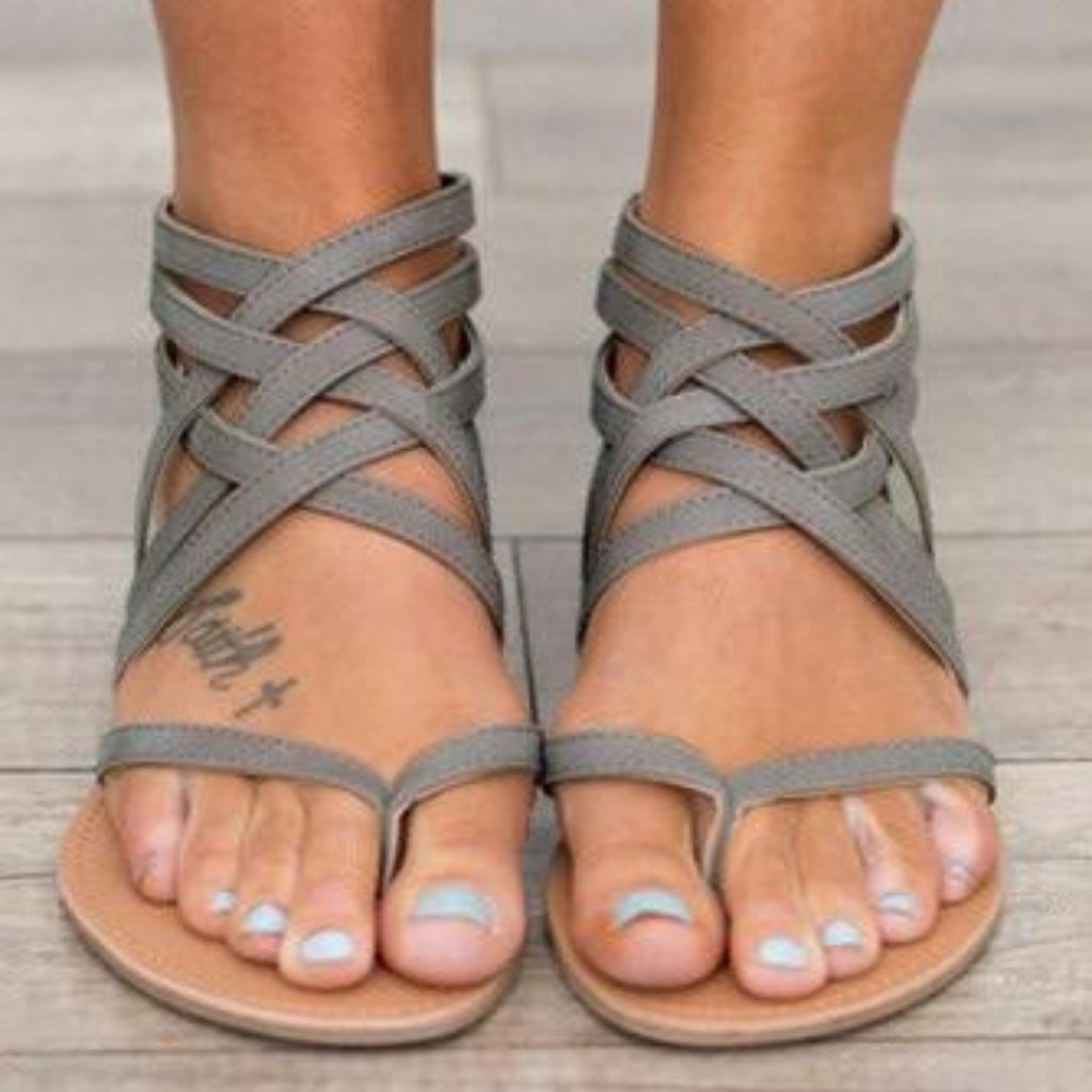 Criss Cross Thong Sandals in Grey